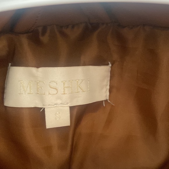 Meshki Brown Puffer Jacket - Picture 5 of 6